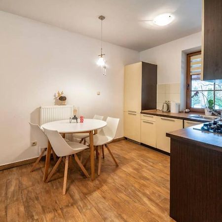U Podnoza Gor Sowich Apartman Pieszyce Kültér fotó