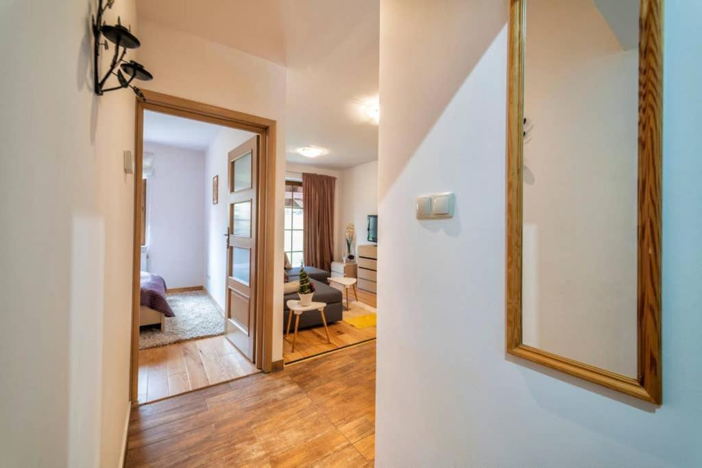 U Podnoza Gor Sowich Apartman Pieszyce Kültér fotó